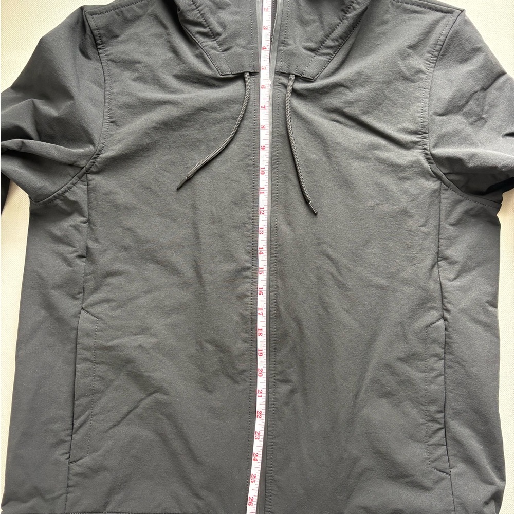 Banana Republic Men's Black Hooded Windbreaker - Picture 9 of 9